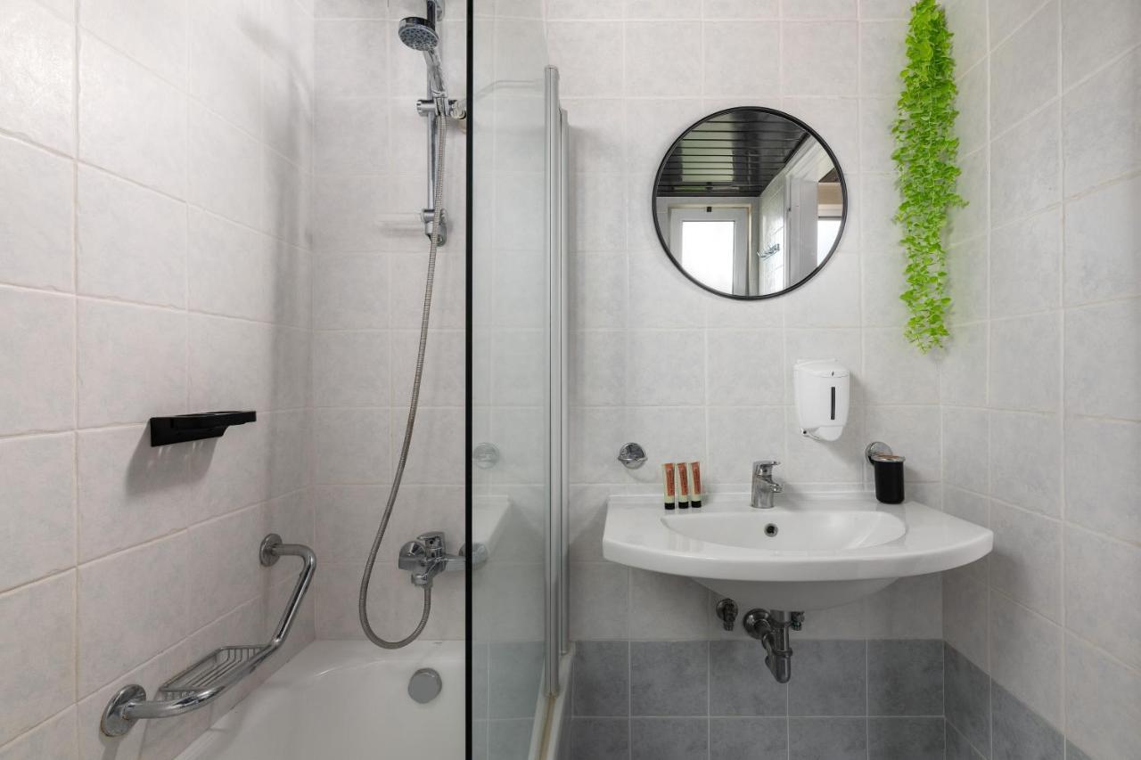 إياليسوس Goji Vegan Hotel المظهر الخارجي الصورة
