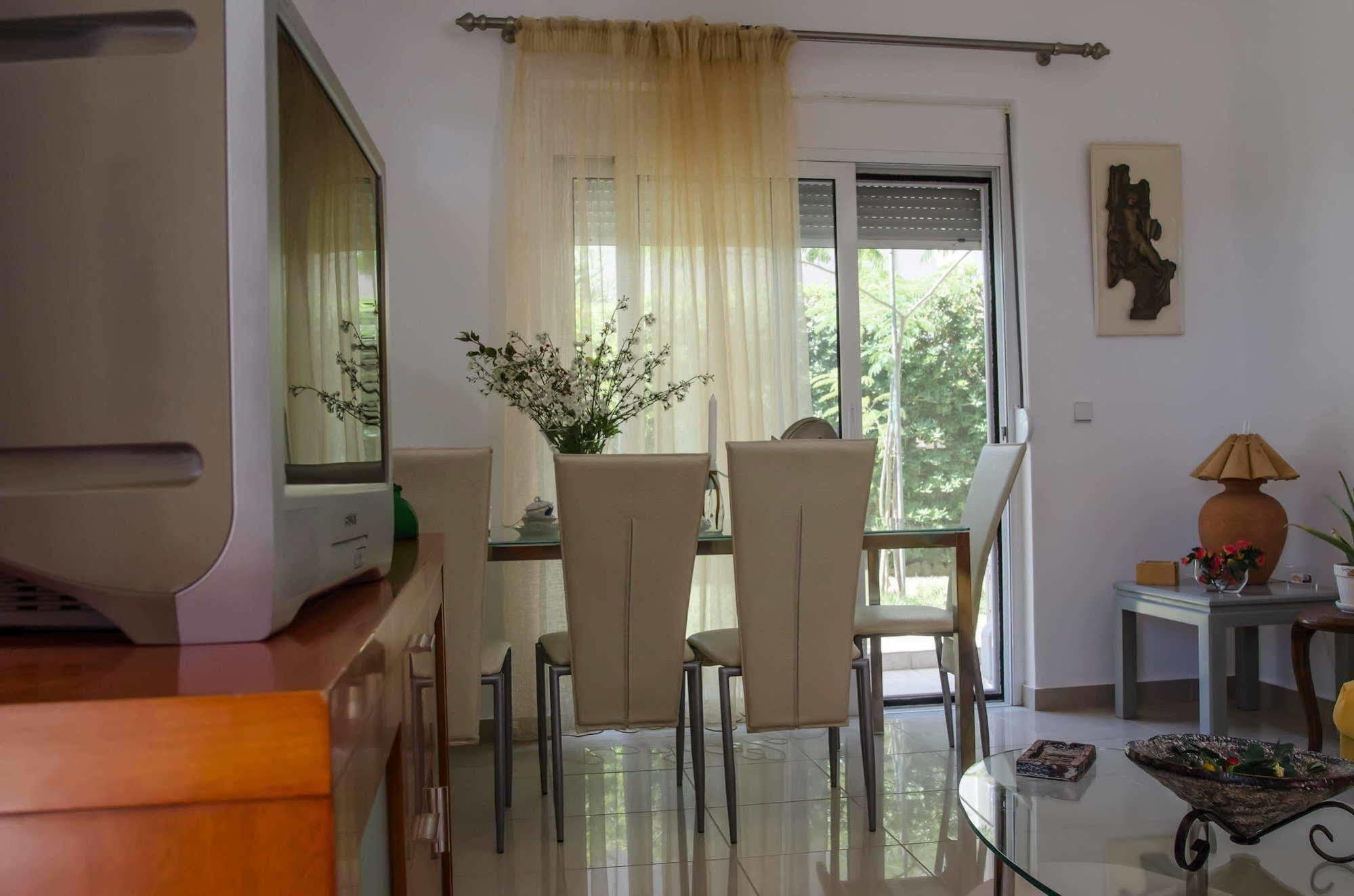 إياليسوس Goji Vegan Hotel المظهر الخارجي الصورة