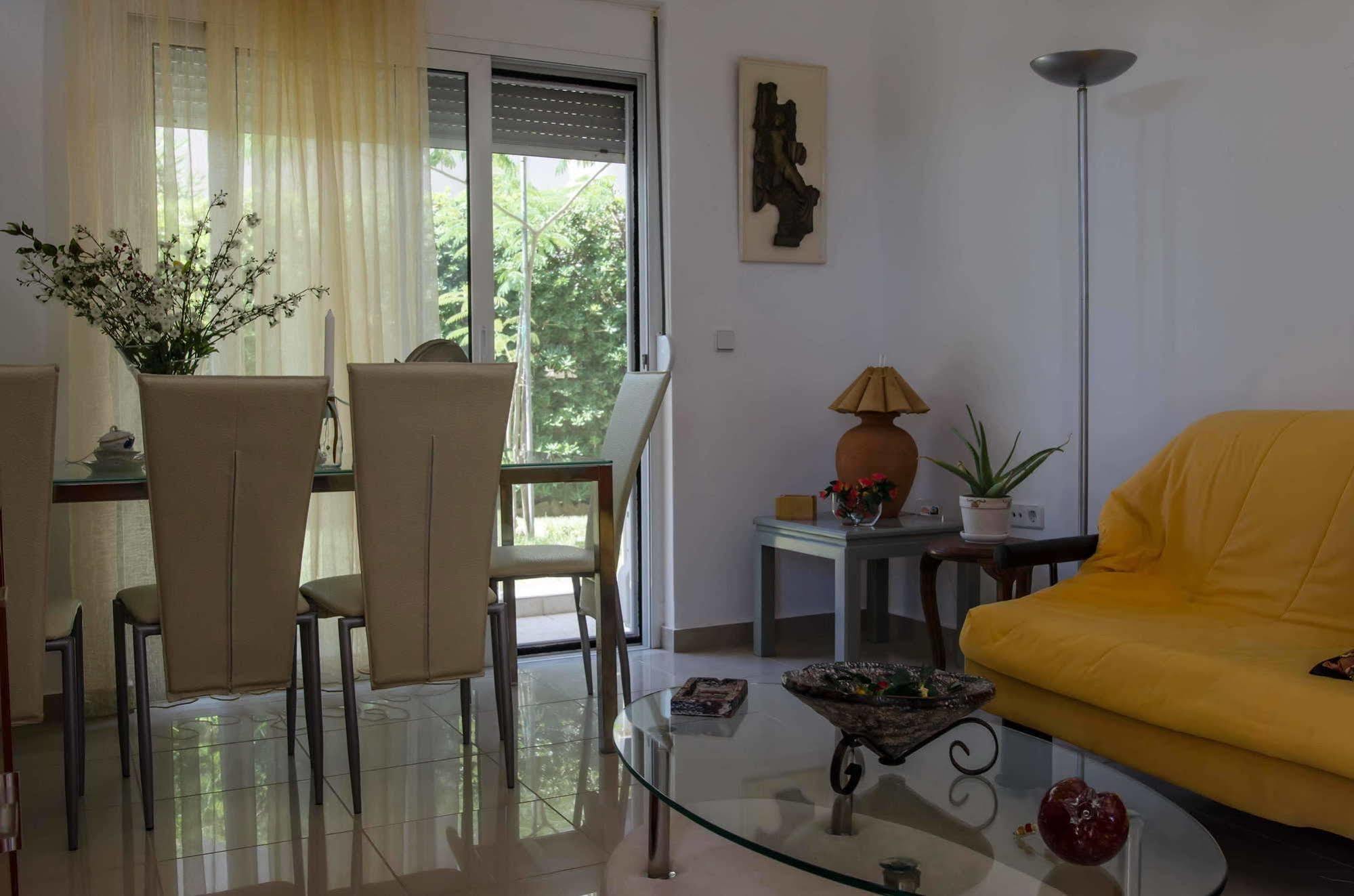 إياليسوس Goji Vegan Hotel المظهر الخارجي الصورة
